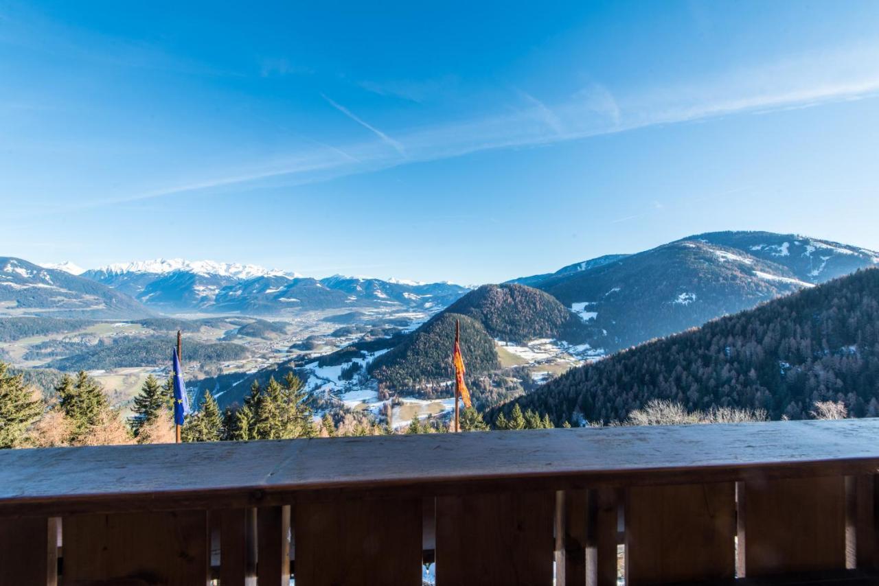 Hotel Gasthof Hoerschwang à San Lorenzo di Sebato Extérieur photo